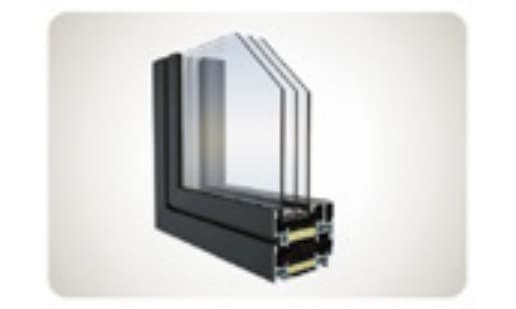 Cửa sổ nhôm kính bàn giao tại Phòng ngủ — Kính hộp phủ Low-E 03 lớp, khung nhôm hệ SLIM, chống bão (Kibing / CMech), căn hộ Peninsula Private Đà Nẵng